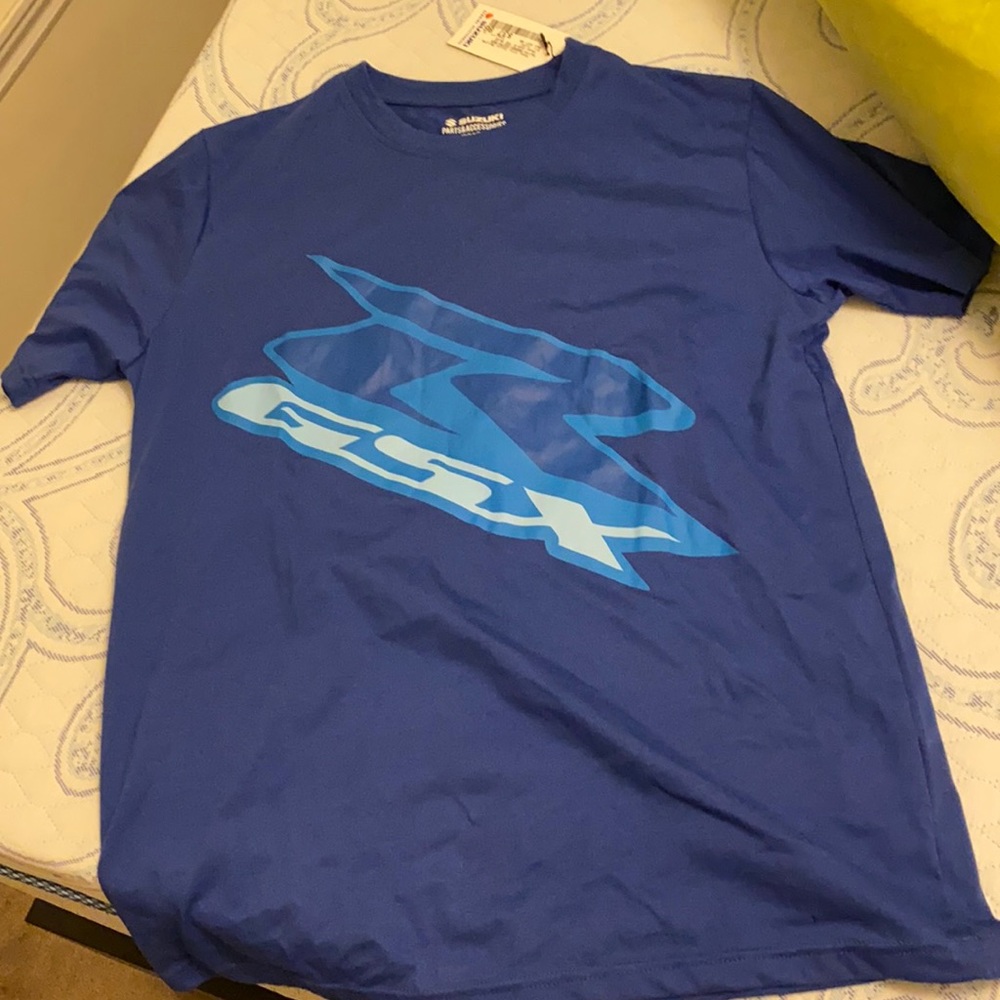 Suzuki GSXR Tshirt Brand New Medium
